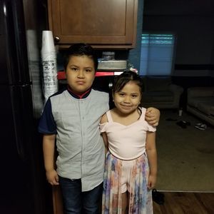 Meet your Posher, Alma